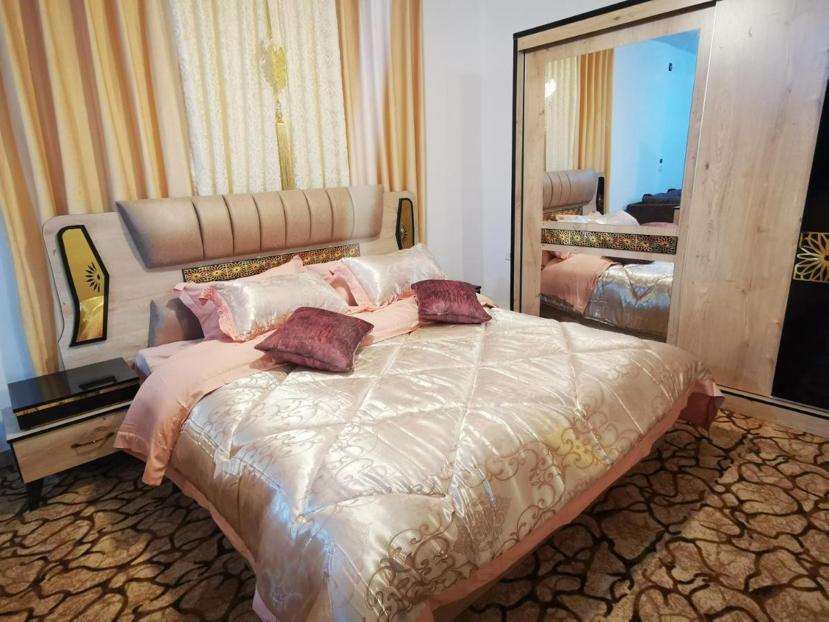 Sbatin madba Hotel Madaba Bagian luar foto