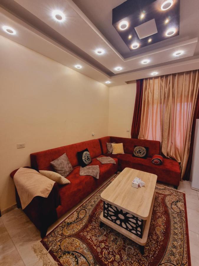 Sbatin madba Hotel Madaba Bagian luar foto