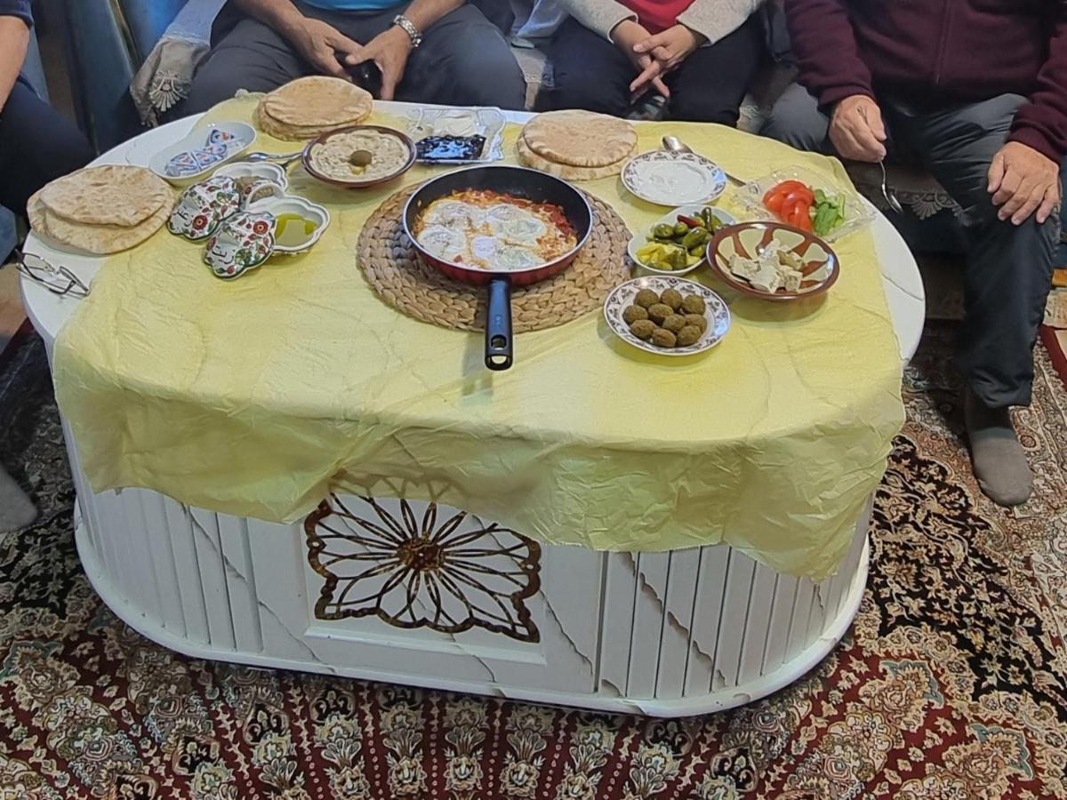 Sbatin madba Hotel Madaba Bagian luar foto